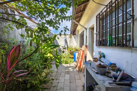 Casa para alugar com 107m², 2 quartos e 2 vagas Casa para alugar com 107m², 2 quartos e 2 vagasQuintal