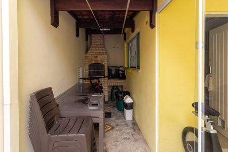 Casa à venda com 116m², 3 quartos e 5 vagasChurrasqueira