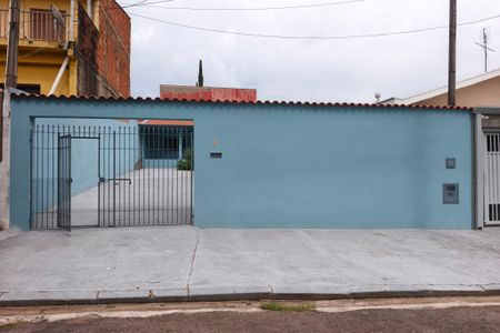 Casa à venda com 71m², 1 quarto e sem vaga Casa à venda com 71m², 1 quarto e sem vagaFachada