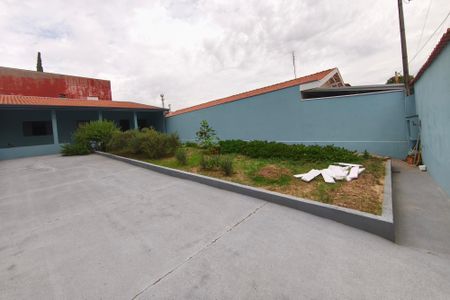 Casa à venda com 71m², 1 quarto e sem vaga Casa à venda com 71m², 1 quarto e sem vagaQuintal - Garagem