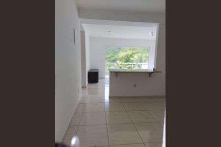 Sala de casa para alugar com 2 quartos, 80m² em Taquara, Rio de Janeiro
