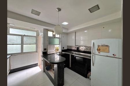 Casa de condomínio para alugar com 220m², 3 quartos e 2 vagas Casa de condomínio para alugar com 220m², 3 quartos e 2 vagasCozinha