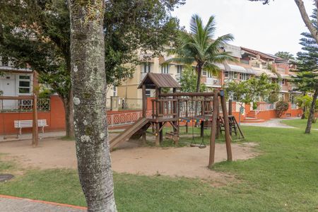Casa de condomínio para alugar com 220m², 3 quartos e 2 vagas Casa de condomínio para alugar com 220m², 3 quartos e 2 vagasÁrea comum