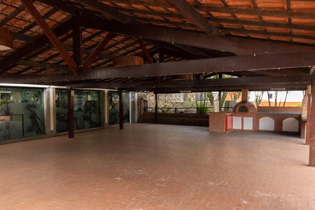 Casa de condomínio para alugar com 220m², 3 quartos e 2 vagas Casa de condomínio para alugar com 220m², 3 quartos e 2 vagasÁrea comum