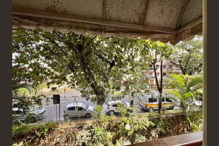Casa de condomínio para alugar com 220m², 3 quartos e 2 vagas Casa de condomínio para alugar com 220m², 3 quartos e 2 vagasSuíte 3