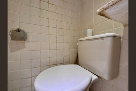 Casa de condomínio para alugar com 220m², 3 quartos e 2 vagas Casa de condomínio para alugar com 220m², 3 quartos e 2 vagasLavabo