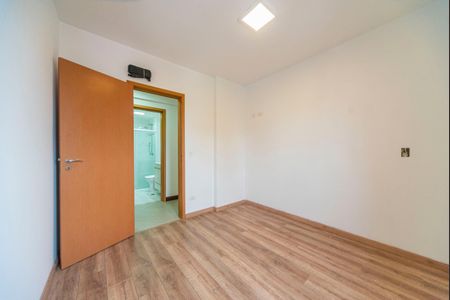 Apartamento à venda com 101m², 3 quartos e 3 vagasQuarto 1