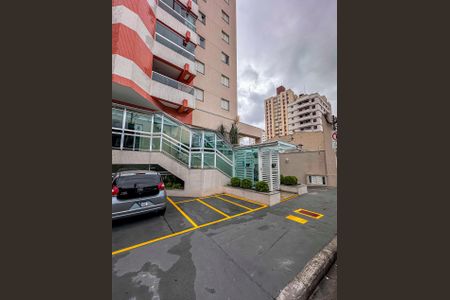 Apartamento à venda com 101m², 3 quartos e 3 vagas Apartamento à venda com 101m², 3 quartos e 3 vagasFachada e portaria