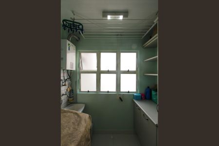 Apartamento à venda com 75m², 3 quartos e 1 vagaÁrea de Serviço
