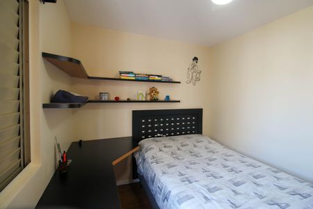 Apartamento à venda com 75m², 3 quartos e 1 vagaQuarto 2