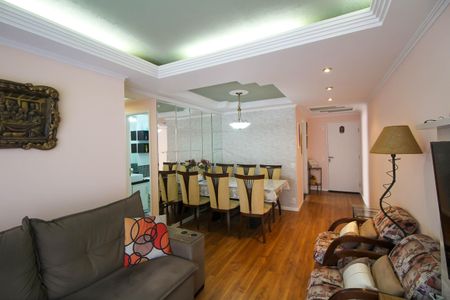 Apartamento à venda com 75m², 3 quartos e 1 vagaSala