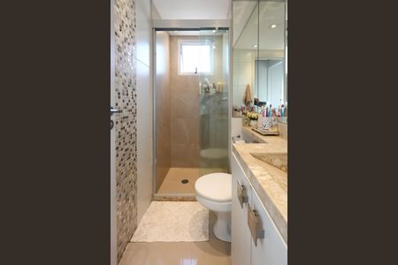 Apartamento à venda com 84m², 2 quartos e 1 vaga Apartamento à venda com 84m², 2 quartos e 1 vagaBanheiro da Suíte