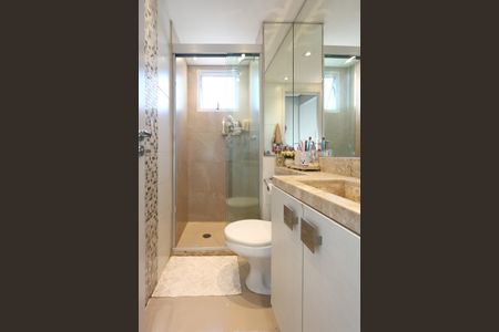 Apartamento à venda com 84m², 2 quartos e 1 vaga Apartamento à venda com 84m², 2 quartos e 1 vagaBanheiro da Suíte