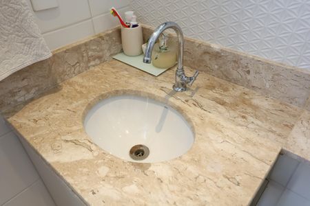 Apartamento à venda com 84m², 2 quartos e 1 vaga Apartamento à venda com 84m², 2 quartos e 1 vagaBanheiro