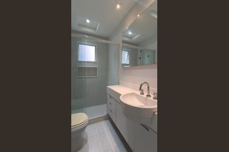 Apartamento à venda com 197m², 3 quartos e 2 vagasBanheiro da Suíte 2