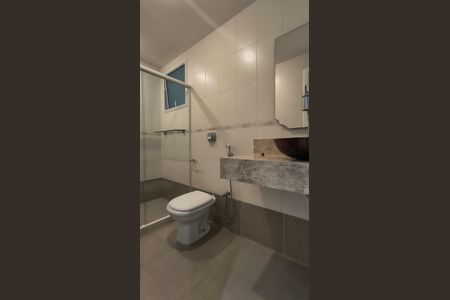 Apartamento à venda com 197m², 3 quartos e 2 vagasBanheiro Social 