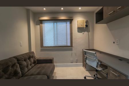 Apartamento à venda com 197m², 3 quartos e 2 vagasQuarto