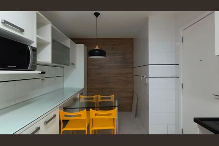 Apartamento à venda com 197m², 3 quartos e 2 vagasCozinha