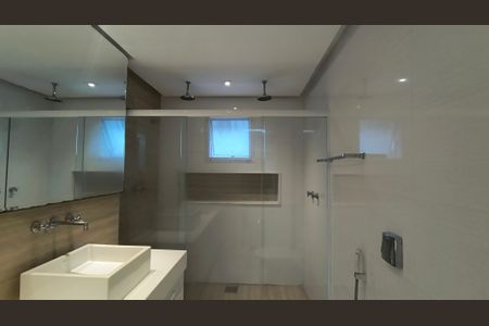 Apartamento à venda com 197m², 3 quartos e 2 vagasBanheiro da Suíte 1