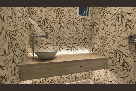 Apartamento à venda com 197m², 3 quartos e 2 vagasLavabo 