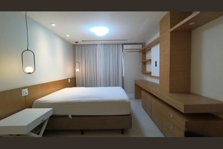 Apartamento à venda com 197m², 3 quartos e 2 vagasSuíte 1