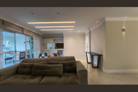 Apartamento à venda com 197m², 3 quartos e 2 vagasSala