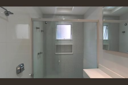 Apartamento à venda com 197m², 3 quartos e 2 vagasBanheiro da Suíte 2