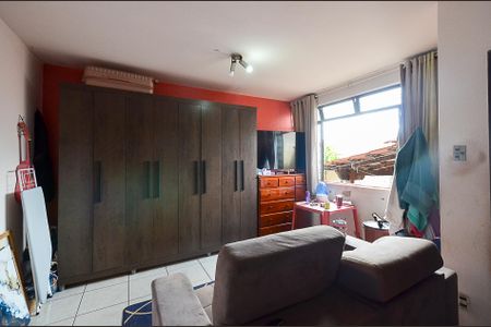 Casa à venda com 320m², 4 quartos e 2 vagasQuarto 3