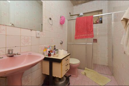 Casa à venda com 320m², 4 quartos e 2 vagasBanheiro Social