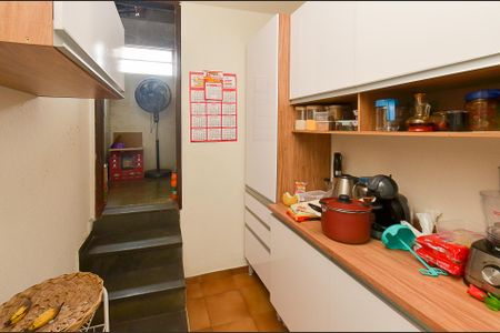 Casa à venda com 320m², 4 quartos e 2 vagasCozinha