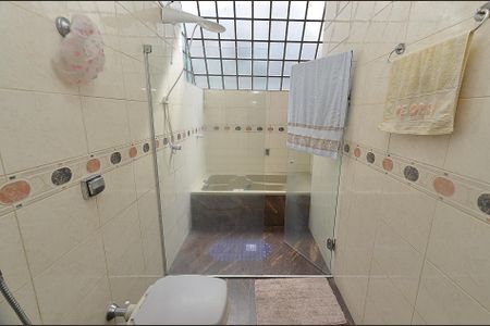 Casa à venda com 320m², 4 quartos e 2 vagasBanheiro Suíte
