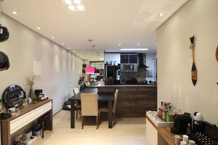 Apartamento à venda com 68m², 2 quartos e 1 vagaSala 