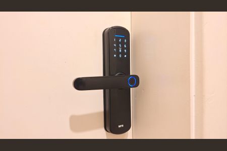 Apartamento para alugar com 100m², 4 quartos e 2 vagasFechadura eletrônica