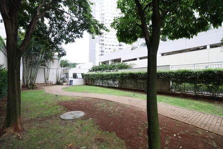 Apartamento para alugar com 100m², 4 quartos e 2 vagasÁrea comum