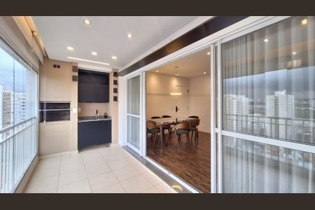 Apartamento para alugar com 100m², 4 quartos e 2 vagasVaranda