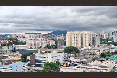 Apartamento para alugar com 100m², 4 quartos e 2 vagasVista