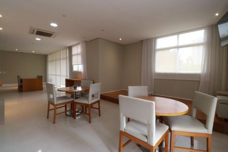 Apartamento para alugar com 100m², 4 quartos e 2 vagasÁrea comum - Salão de festas