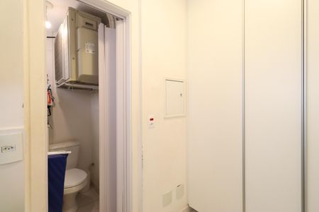 Apartamento para alugar com 100m², 4 quartos e 2 vagasÁrea e banheiro de Serviço