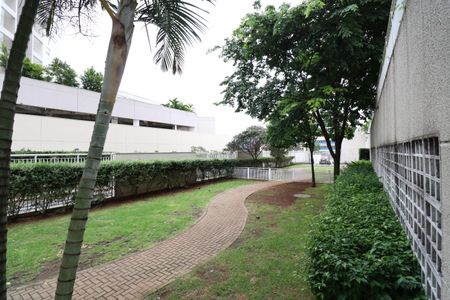 Apartamento para alugar com 100m², 4 quartos e 2 vagasÁrea comum