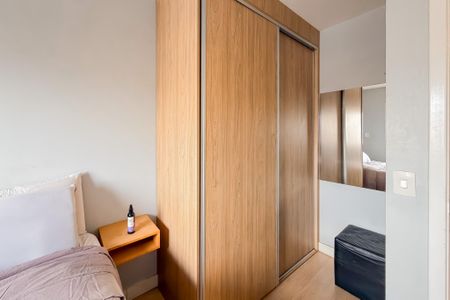 Apartamento à venda com 37m², 1 quarto e sem vagaQuarto - Armários