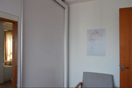 Apartamento à venda com 47m², 2 quartos e 1 vagaQuarto 2