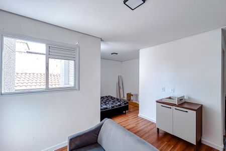 Sala de apartamento para alugar com 1 quarto, 30m² em Vila Carrão, São Paulo