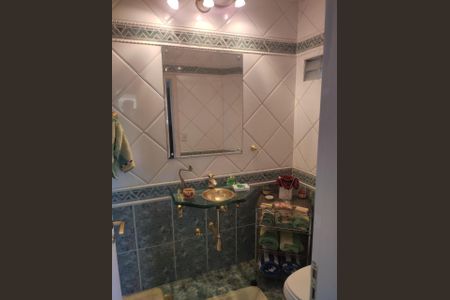 Apartamento à venda com 210m², 3 quartos e 3 vagasFoto 01