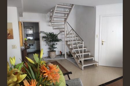 Apartamento à venda com 210m², 3 quartos e 3 vagasFoto 01