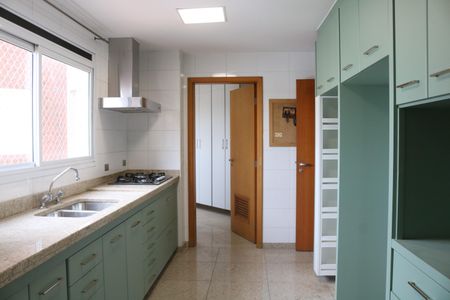 Apartamento para alugar com 230m², 3 quartos e 4 vagasCozinha