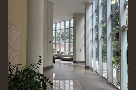 Apartamento para alugar com 230m², 3 quartos e 4 vagasHall social