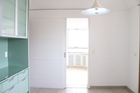 Apartamento para alugar com 230m², 3 quartos e 4 vagasCozinha