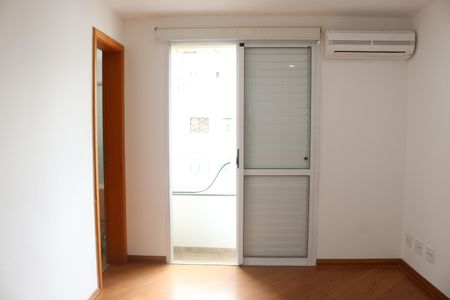 Apartamento para alugar com 230m², 3 quartos e 4 vagasSuíte 3
