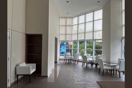 Apartamento para alugar com 230m², 3 quartos e 4 vagasÁrea comum - Salão de festas