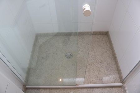 Apartamento para alugar com 230m², 3 quartos e 4 vagasBanheiro da Suíte